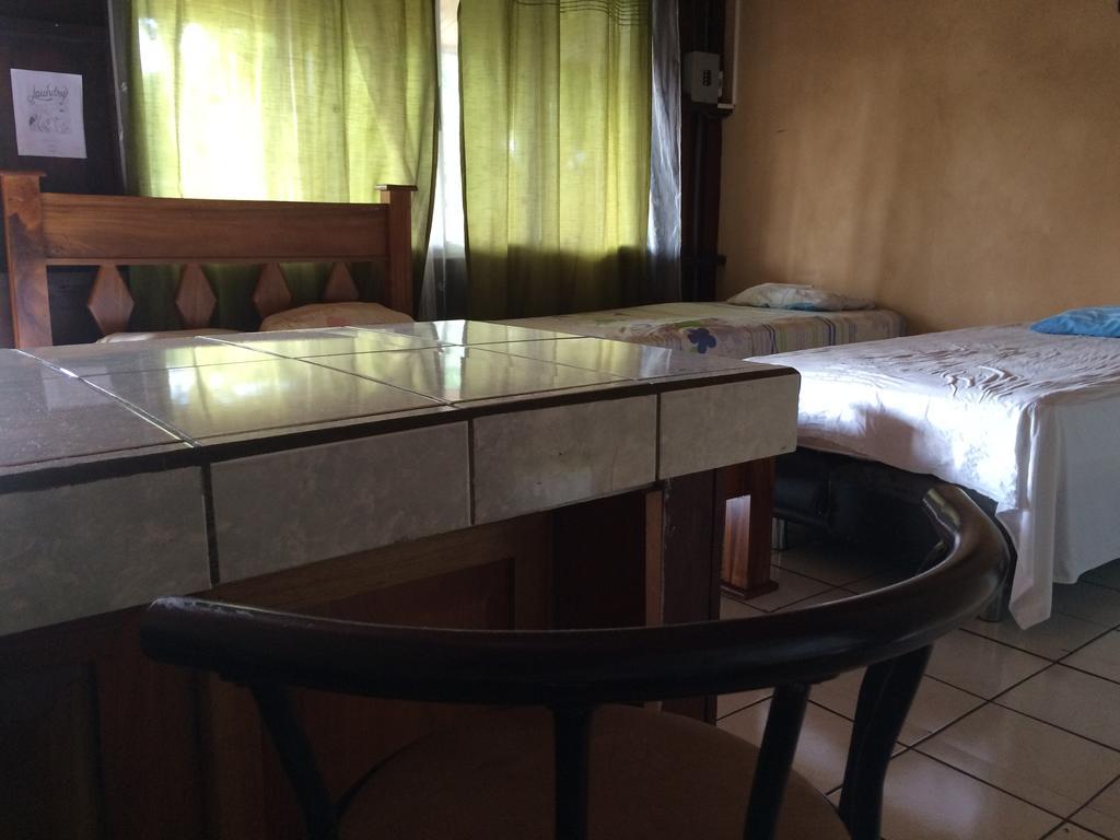 Hostel Rio Danta La Fortuna Екстер'єр фото
