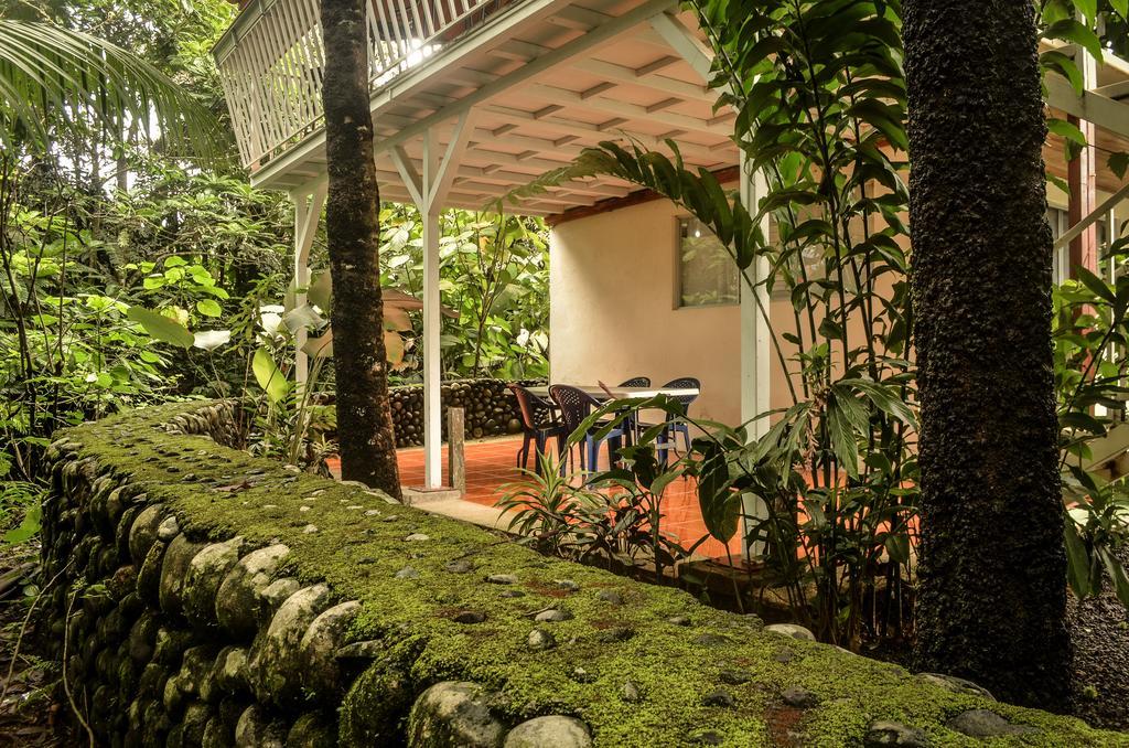 Hostel Rio Danta La Fortuna Екстер'єр фото
