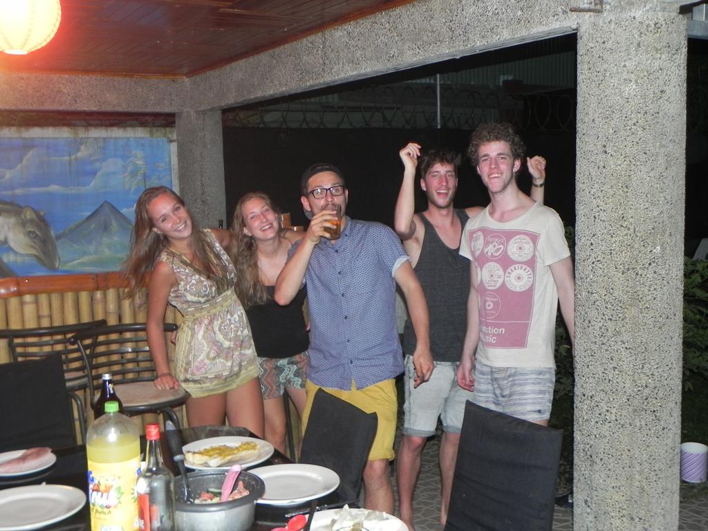 Hostel Rio Danta La Fortuna Екстер'єр фото