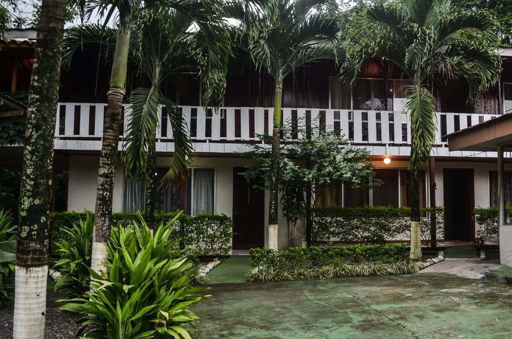Hostel Rio Danta La Fortuna Екстер'єр фото
